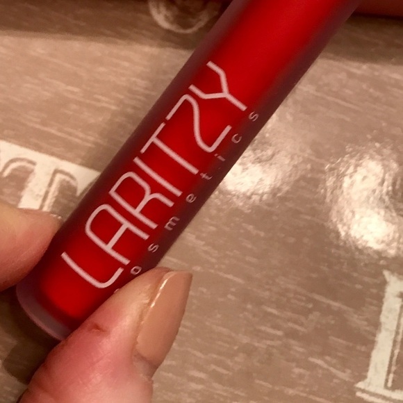 Laritzy Cosmetics Long Lasting Lipgloss - Picture 3 of 7